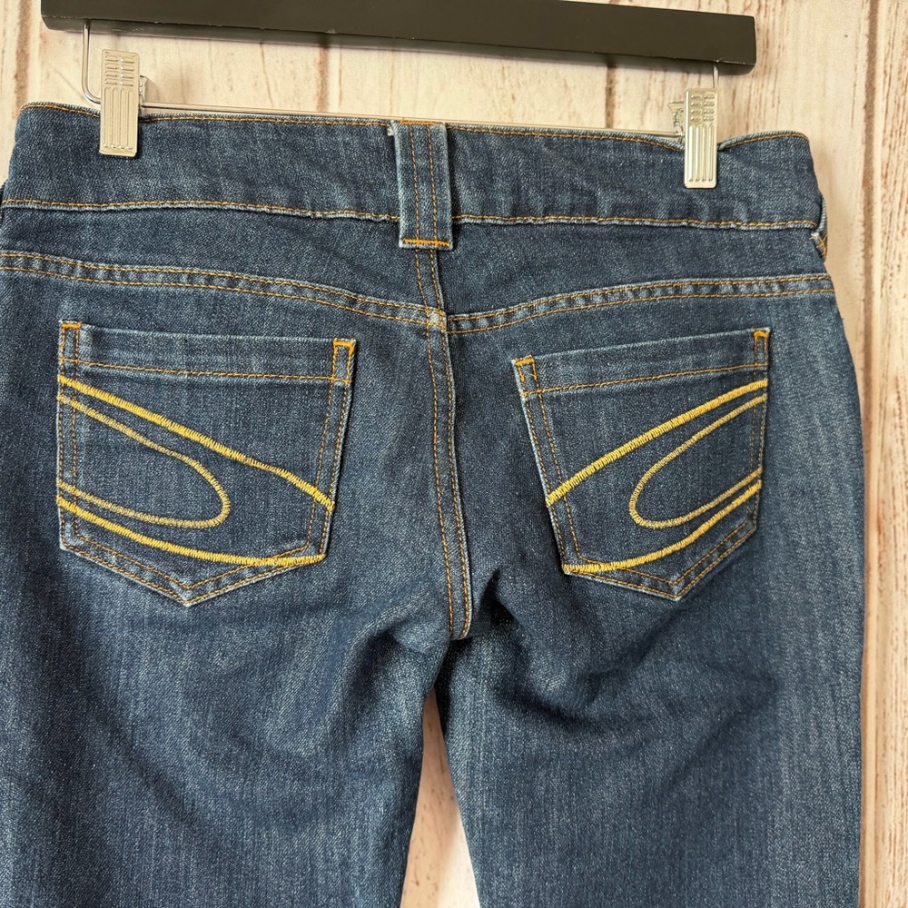 Oakley Vintage Y2K Low Rise Bootcut Dark Wash Denim
Jeans Size 26 - Picture 6 of 6